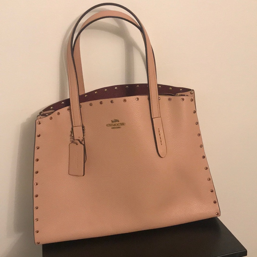 Coach hangbag NEVER BEEN USED